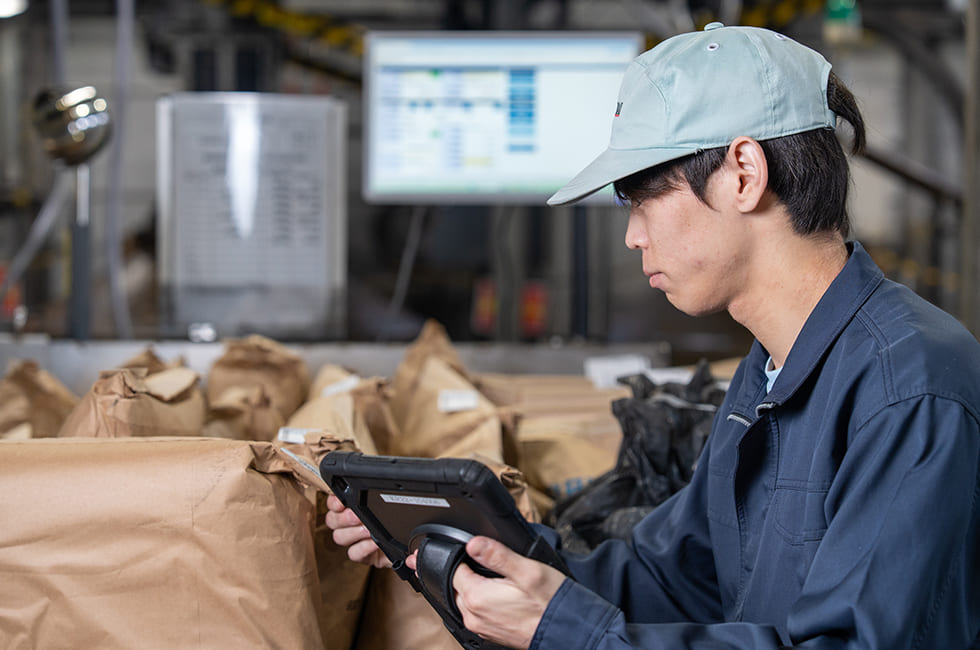 桐灰小林製薬株式会社