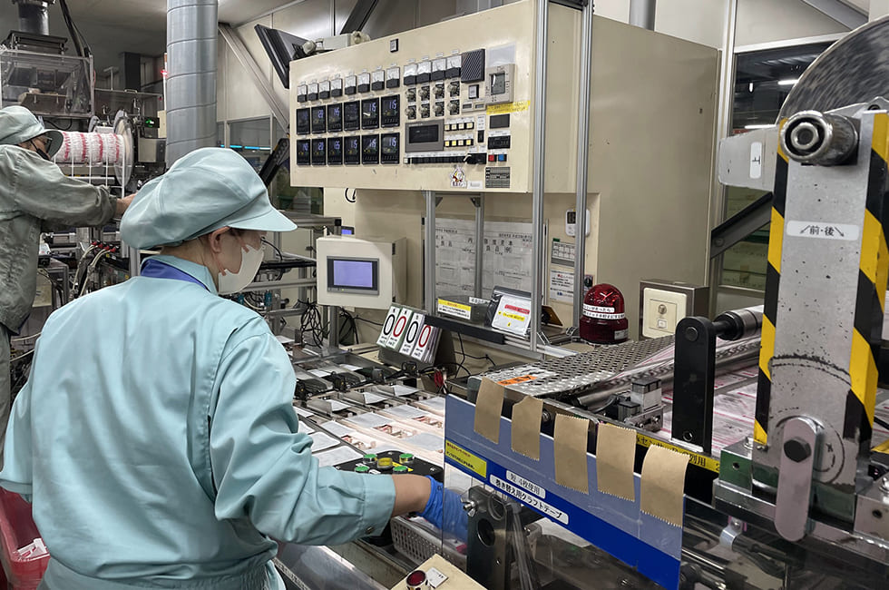 桐灰小林製薬株式会社